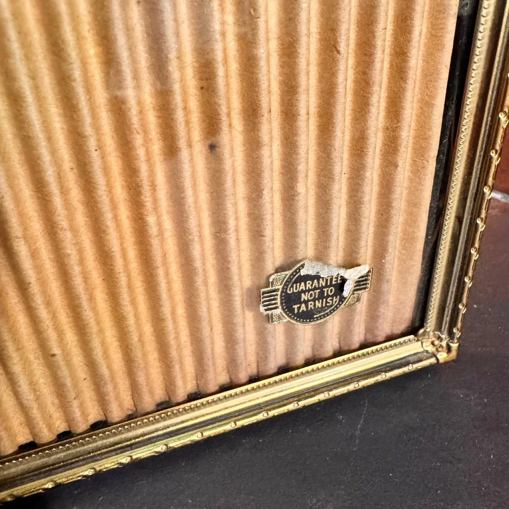 Vintage Gold Tone‎ 8x10 Picture Frame Ornate Decorative Tabletop Display